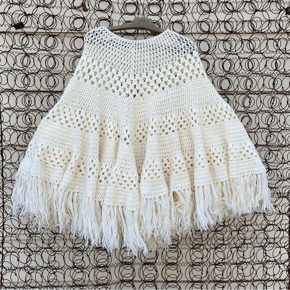 Vintage cream crochet open knit fringe poncho cape Christmas tree skirt - Picture 1 of 5